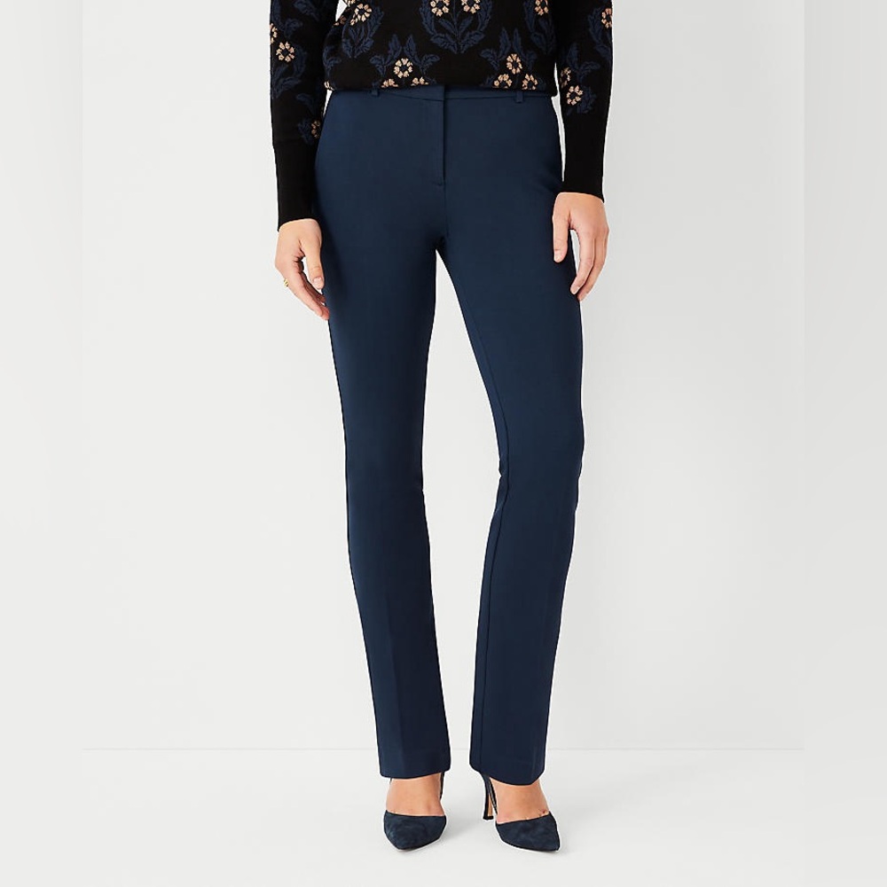 Ann Taylor The Straight Pant in Twill | Size 4